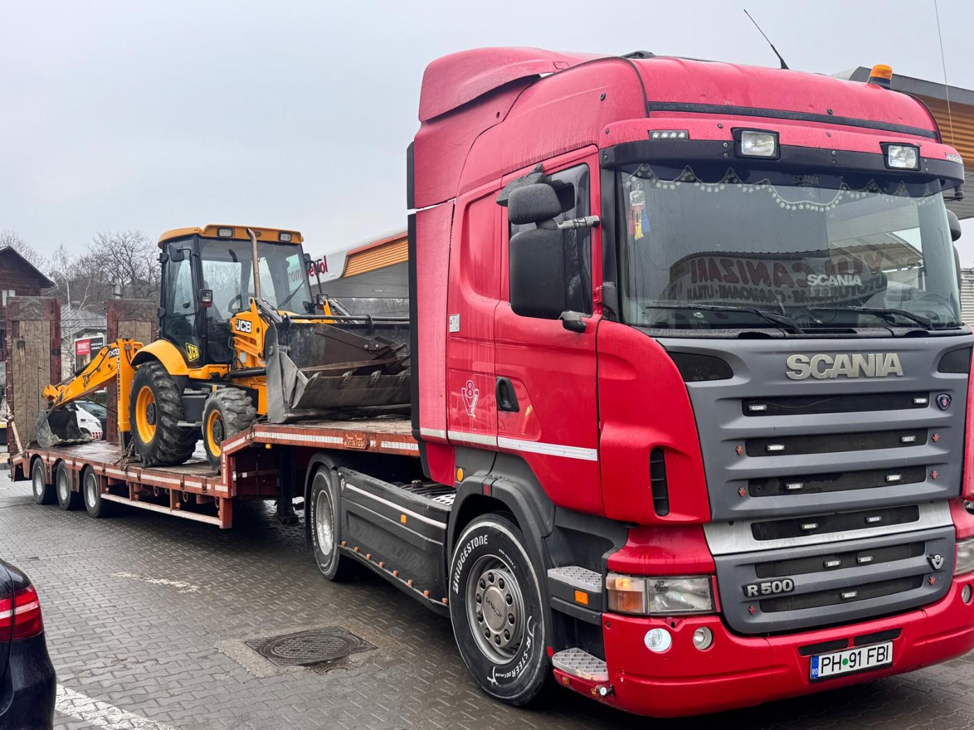 Transport utilaje & agabaritic — FLORSIMINTEX Comarnic